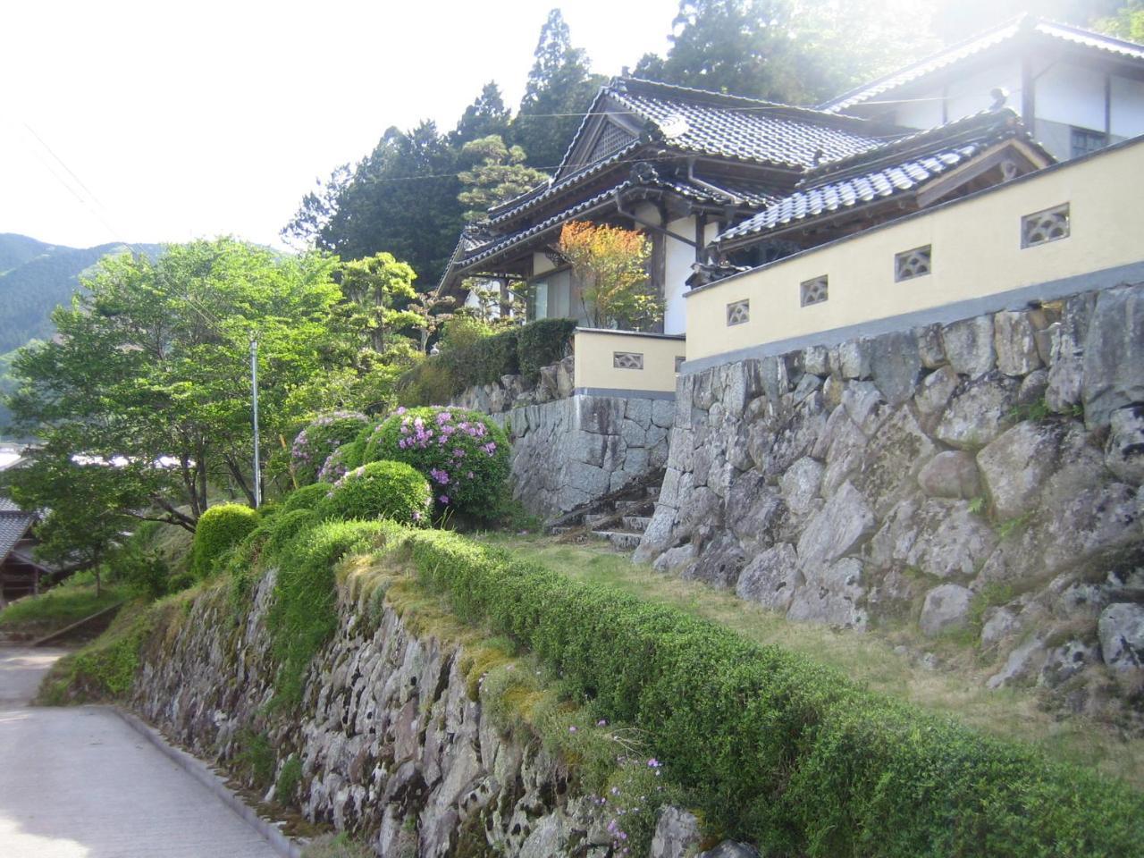Japanese Style Inn Dohzen Miwa Niimi Esterno foto